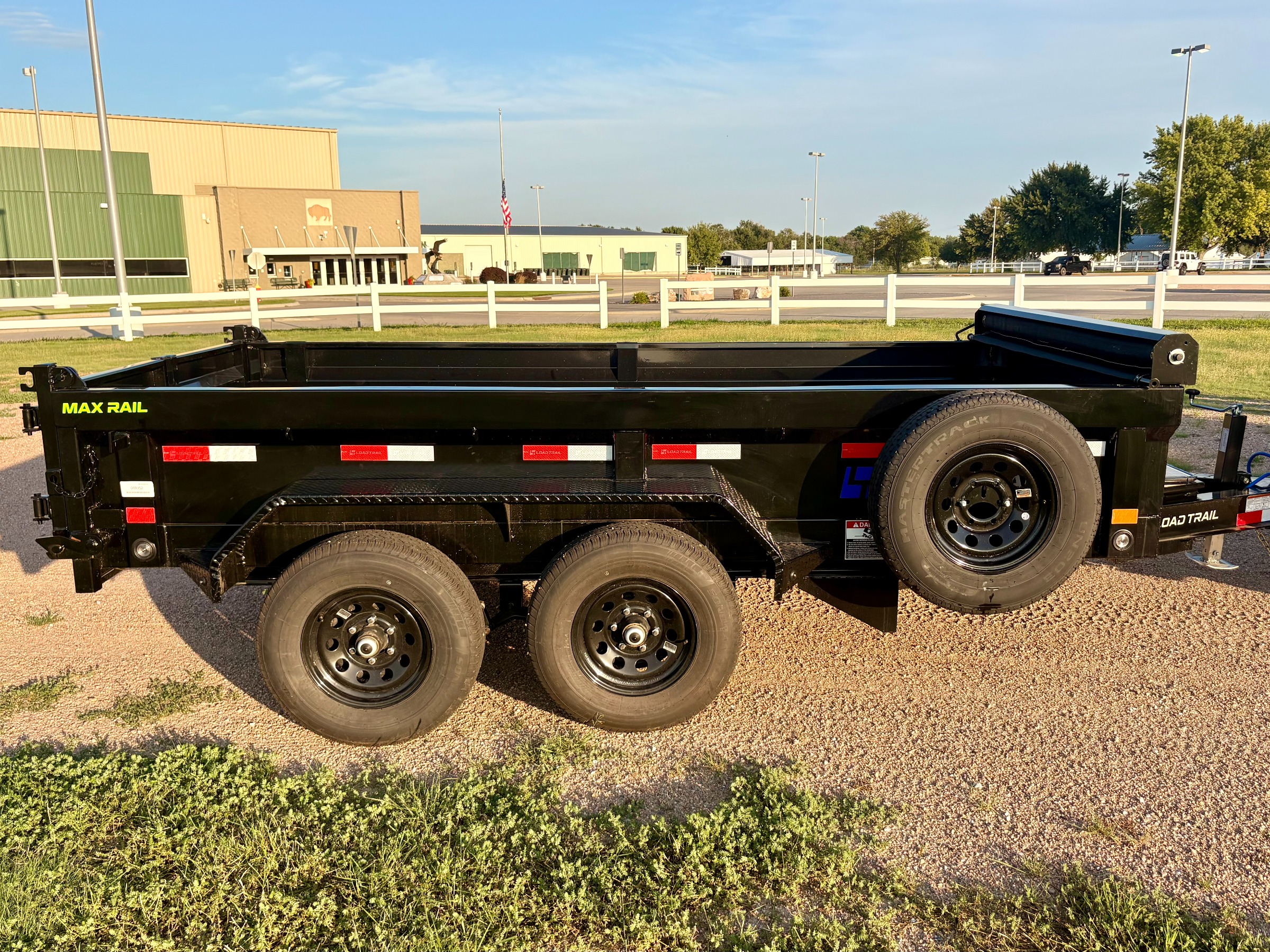 Bubba 6x12 Dump Trailer photo 2